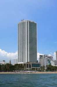 Отель Nha Trang Beach Apartment 4